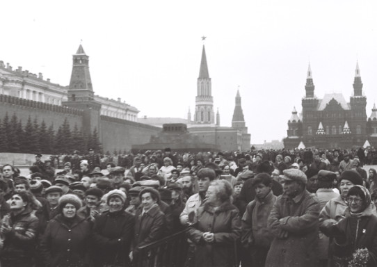 Proto-Russian-March-1989-Red-Square-After-Breakthrough.jpeg