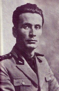 Niccolò Giani tenente alpini.jpg